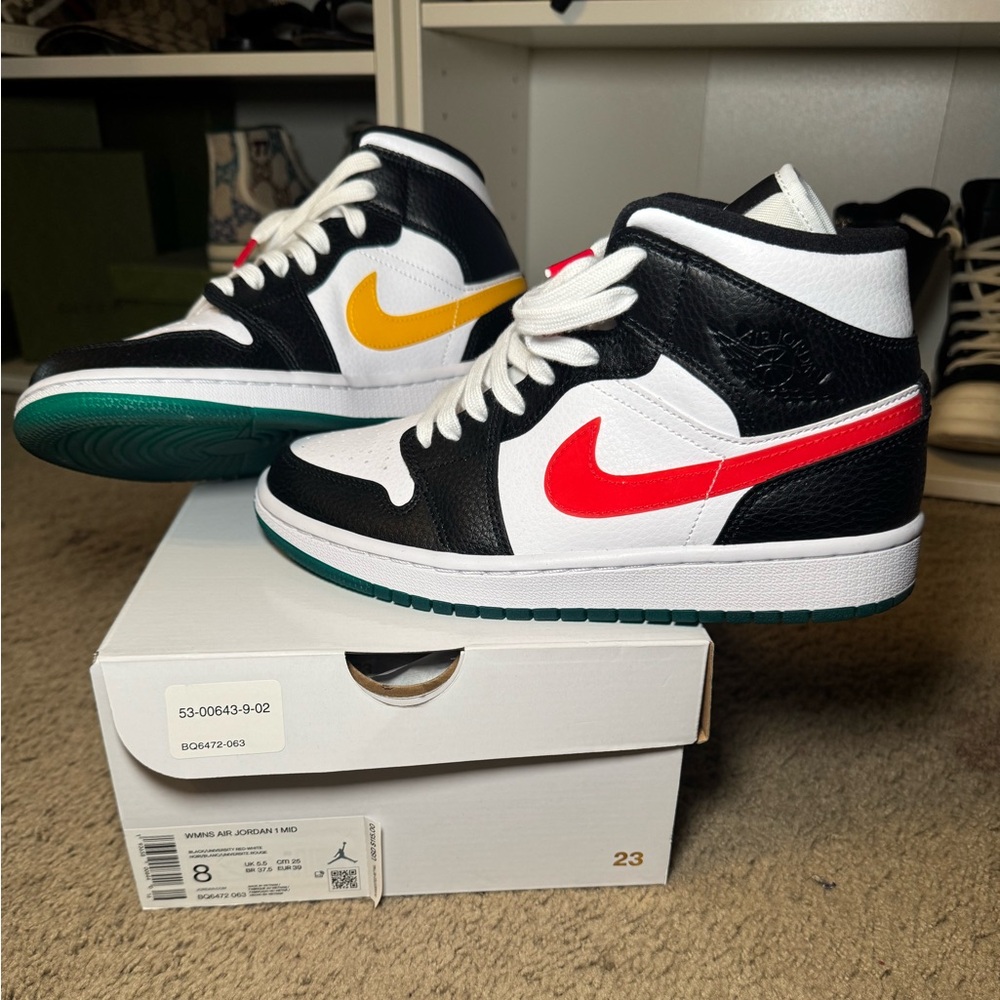 Nike Air Jordan 1 Mid